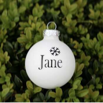 Hvide julekugler